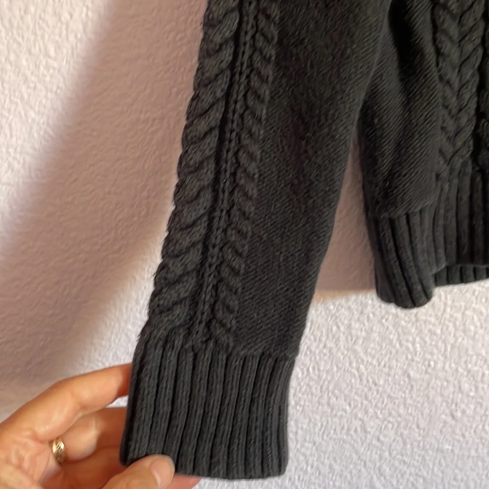 Black GAP Cable-Knit Ruffle Scoop Cotton Sweater